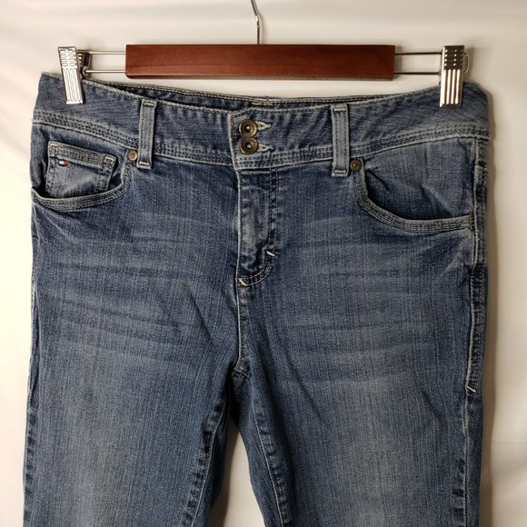 Tommy Hilfiger 8 30x24 Spirit Crop Medium Wash Jeans - Picture 7 of 9